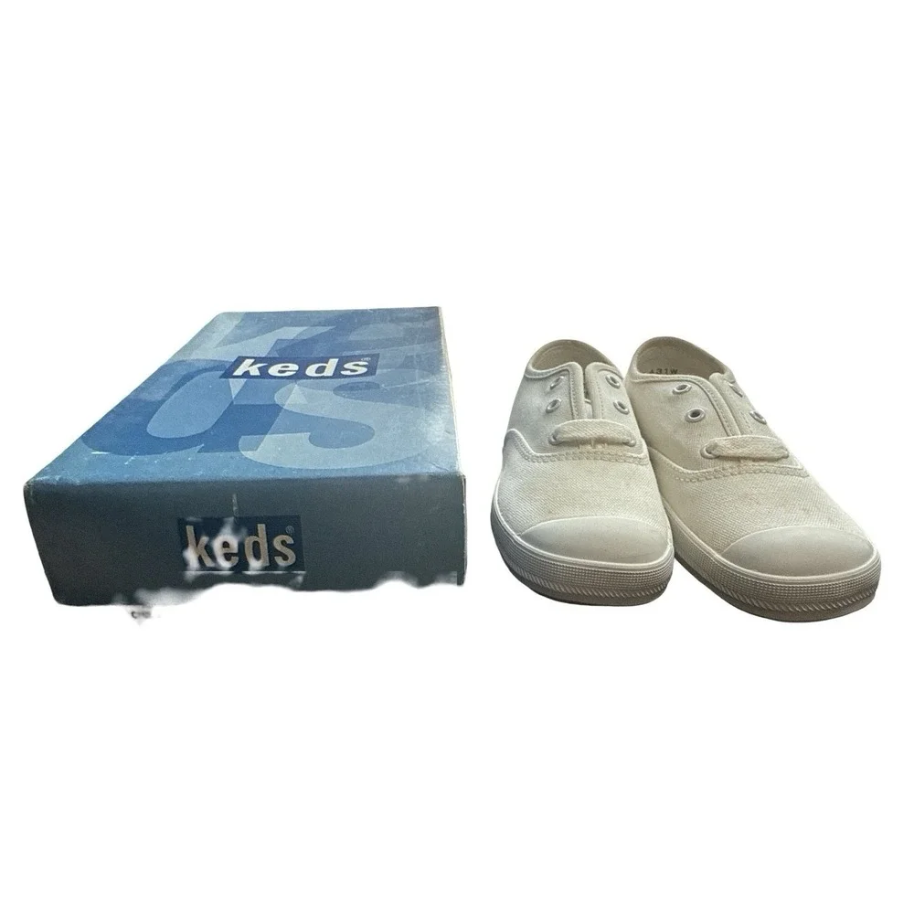 Vintage Childs white canvas KEDS sz 9 W new with‎ defects marks